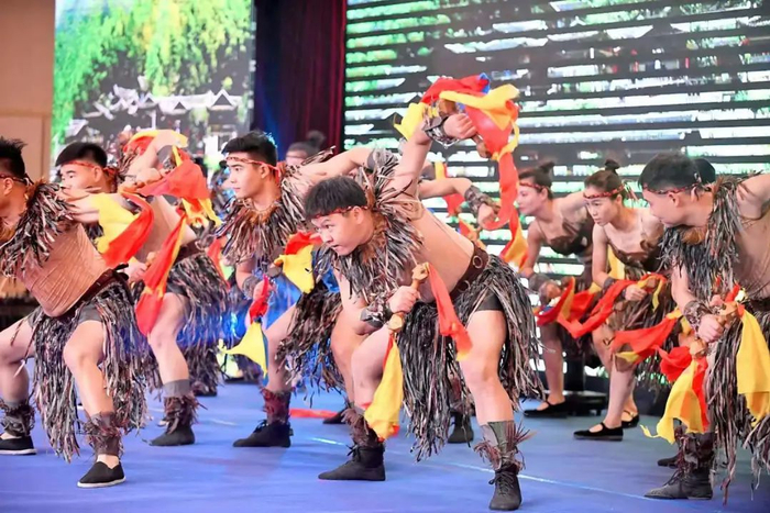 舞蹈《八宝铜铃》现场表演  主办方供图