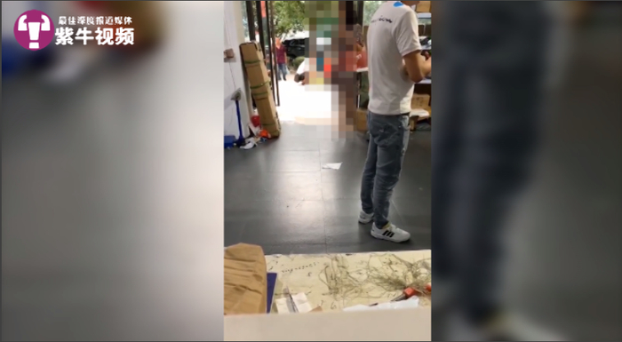 网上流传的视频