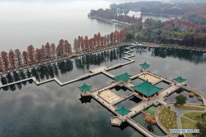 Aerial photo taken on Dec. 15, 2020 shows the scenery of the Donghu Lake in Wuhan, central China's Hubei Province. (Photo by Peng Qi/Xinhua)