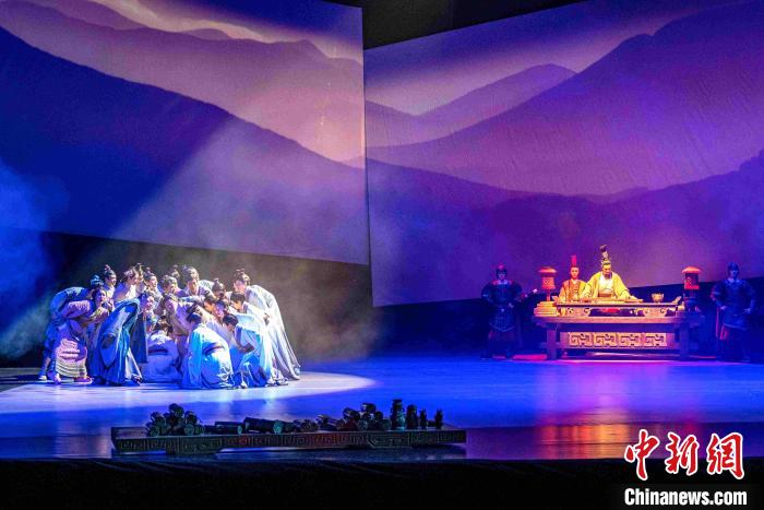 话剧《孔子》在孔子故里山东曲阜上演。曲阜市委宣传部供图