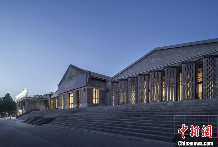 平遥电影宫荣获联合国教科文组织亚太地区文化遗产保护大奖 苏圣亮 摄