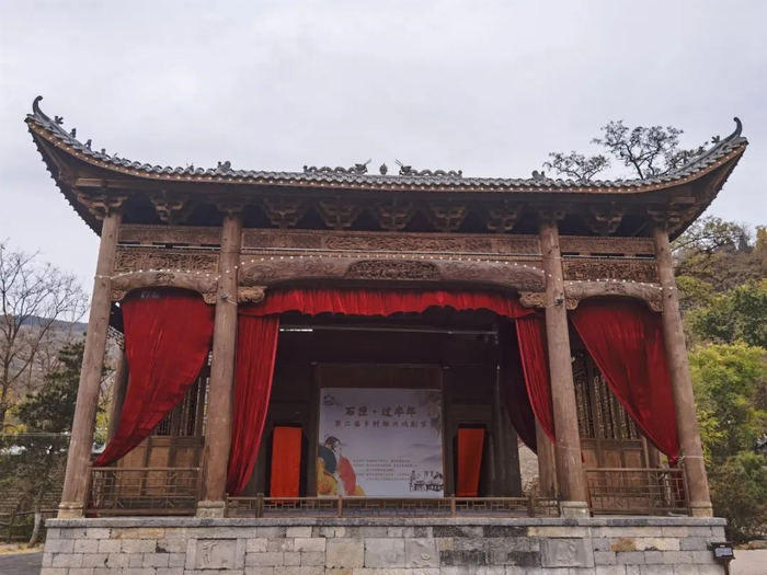 △//明末清初的古戏台，颇有一番风味