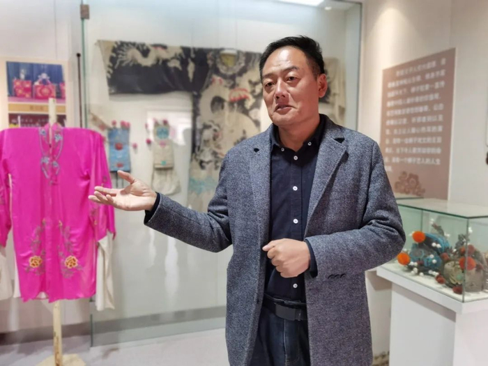 △//守护者娓娓道来章丘梆子戏的由来、发展与传承