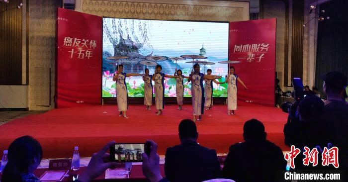 舞蹈表演。　杨伏山 摄