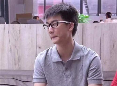 曾经提前20分钟交卷,直言题太简单的林欢,最后到底考了多少分|高考_新浪新闻