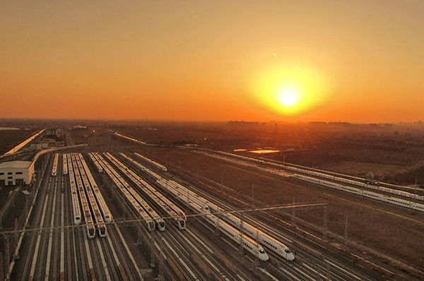 盐通高铁。人民视觉&nbsp; 资料图