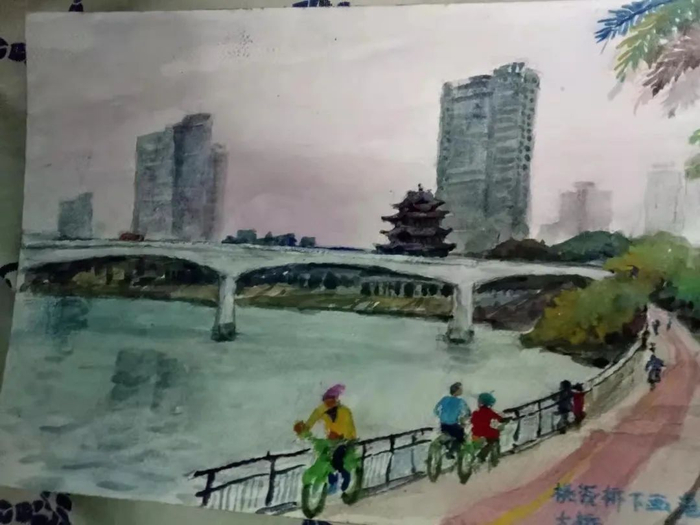 △老人提供自己画的河堤写生图，猜测小狗送人的地点