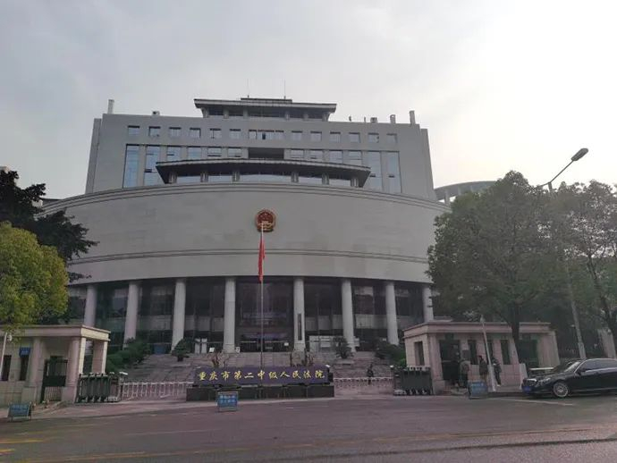 12月22日下午，刘某会故意杀人案在重庆市二中院开庭审理。本文图片&nbsp;澎湃新闻记者 谢寅宗 摄