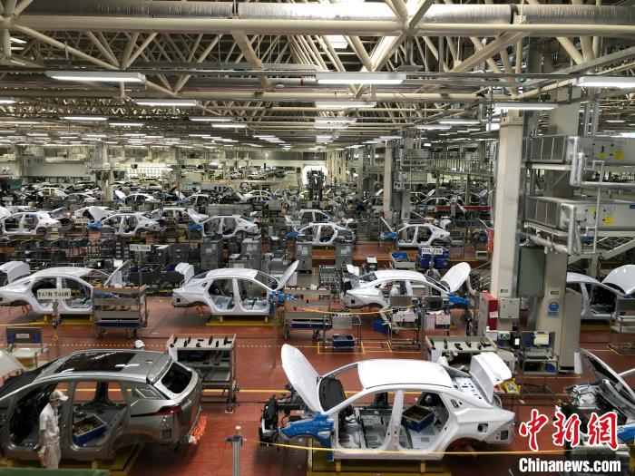     广汽埃安新能源智能生态工厂 孙秋霞 摄