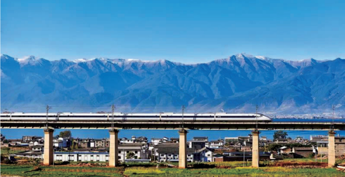 昆明—大理—丽江动车沿线风景如画 网络截图