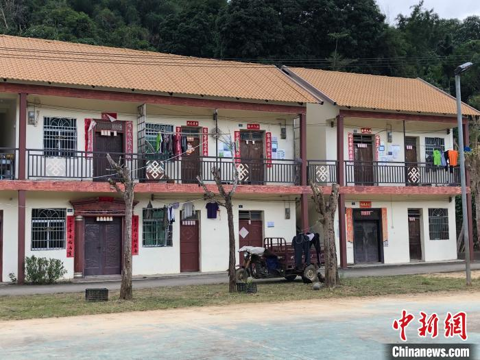 初保村新村一景。王辛莉 摄