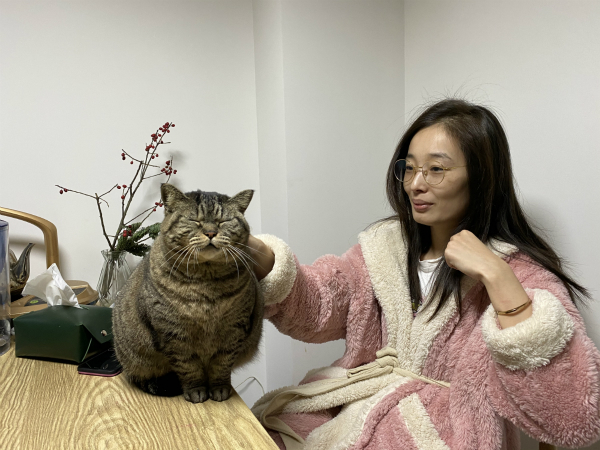 图说：吴接受采访。