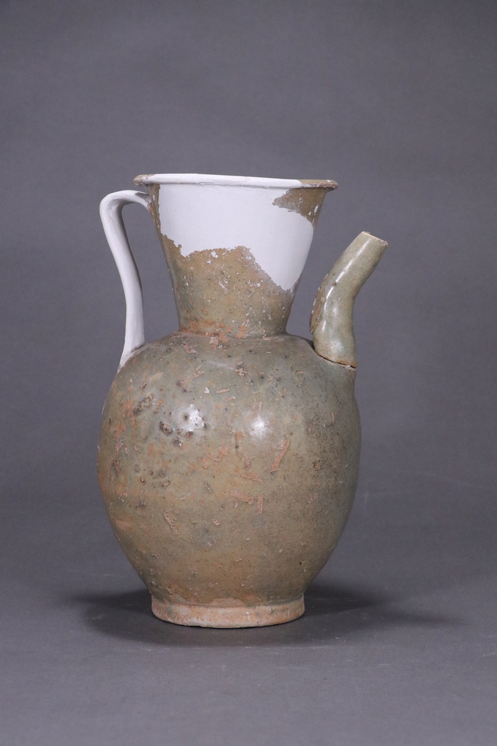 兰田窑青釉执壶 景德镇陶瓷考古研究所提供