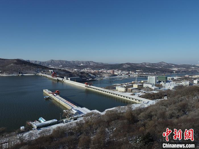 丰满鱼道系统帮助松花江鱼类洄游产卵　张强　摄