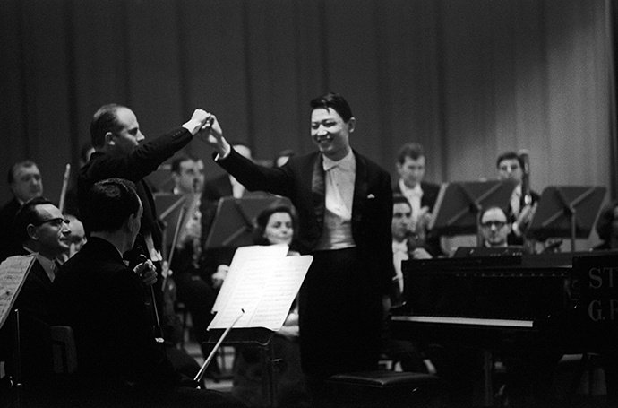 傅聪 1965年，意大利米兰。人民视觉 资料图