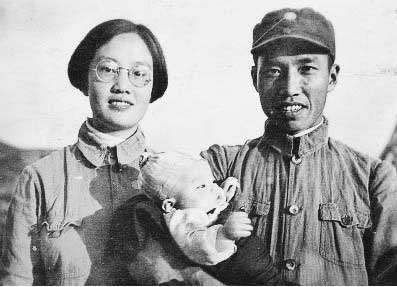 左权牺牲后妻子刘志兰嫁一人让众人意外,而她做一事更让人惊讶