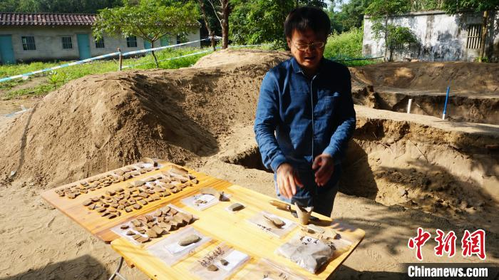 海南万宁神州半岛湾仔头史前遗址遗物展示。符宇群摄
