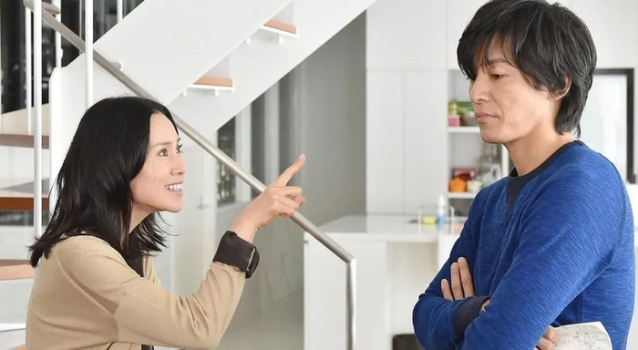 ▲日本电视剧《我不是结不了婚，只是不想》（2016）剧照。不买房、不结婚、不生育，甚至都不出门，在日本社会成为一种流行。