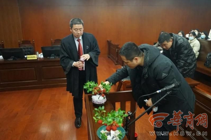 被上诉方对双方涉案菜品进行比较