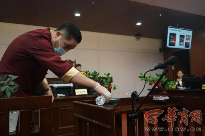 上诉方进行现场演示