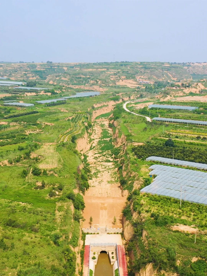 这是入选2020年度世界灌溉工程遗产名录的龙首渠引洛古灌区（12月1日摄）。新华社发（中国国家灌排委员会供图）