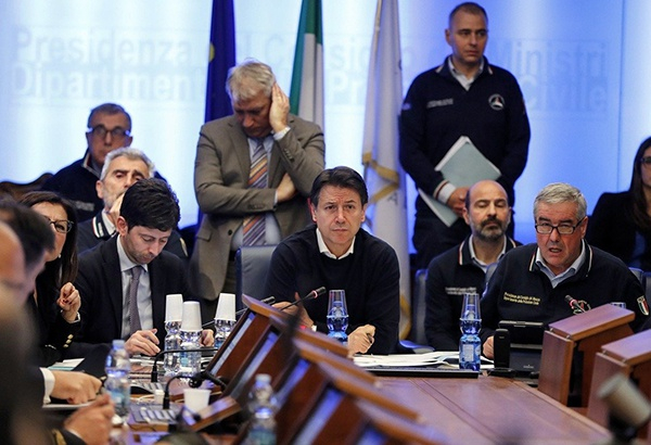 意大利总理孔特召开紧急会议