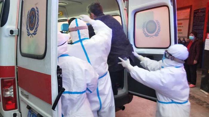 患者转运。 受访者供图