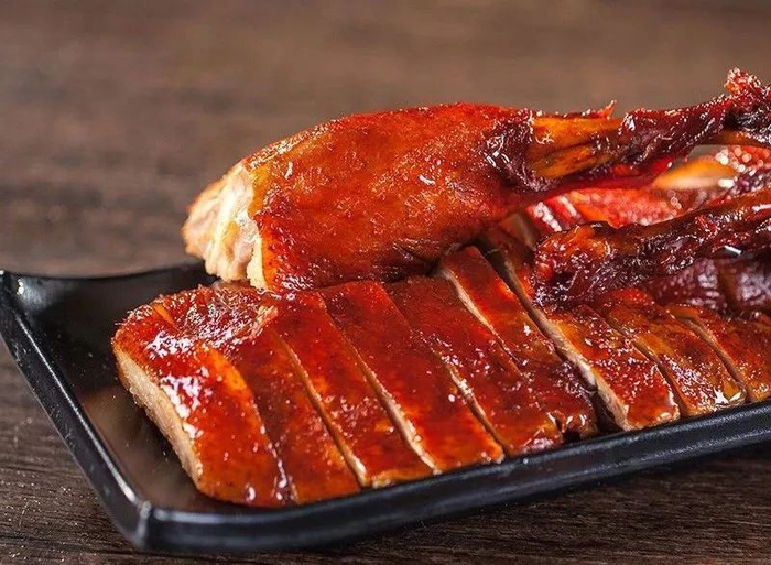 乌镇秘制醇香酱鸭源自百年三珍斋酱香四溢鲜香满口檀香大集