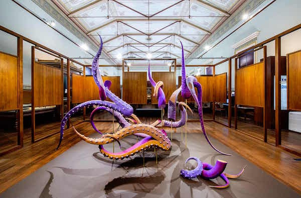 朱莉娅·罗宾逊，《Beatrice》