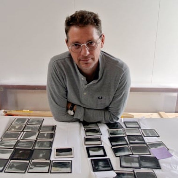 策展人布鲁克·安德鲁（Brook Andrew）