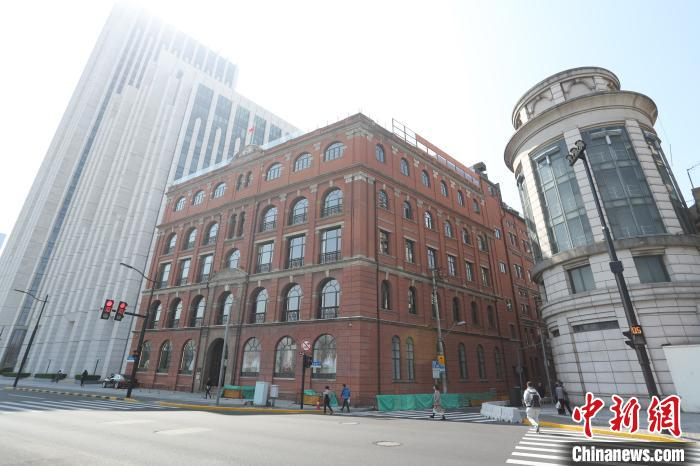 上海“外滩22号”是外滩万国建筑群中的最后一栋老建筑。　张亨伟 摄