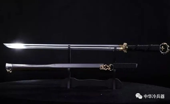 “神刀”——环首刀的诞生与普及|西汉|钢铁_新浪新闻
