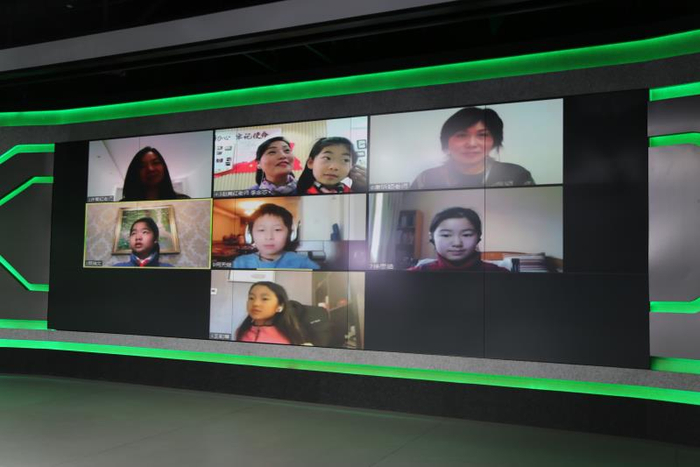 “小学生课文朗读大会”展演线上征集活动云启动。  上海语委办供图