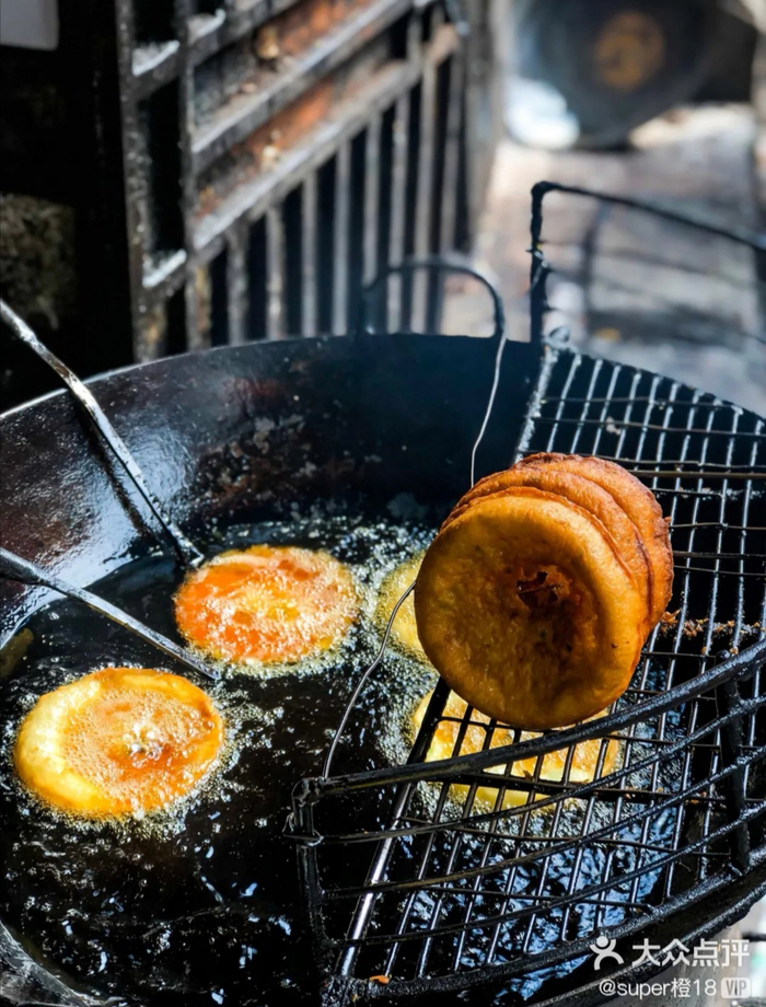 网友拍摄的熊阿姨面窝。   图片来自网络