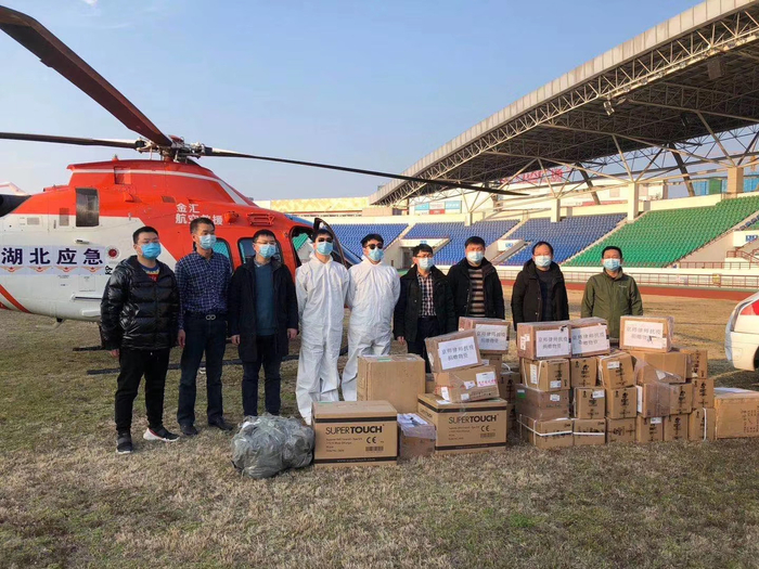  航空运输物资现场