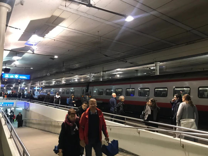  3月5日，从意大利抵达伯尔尼的火车。/受访者供图