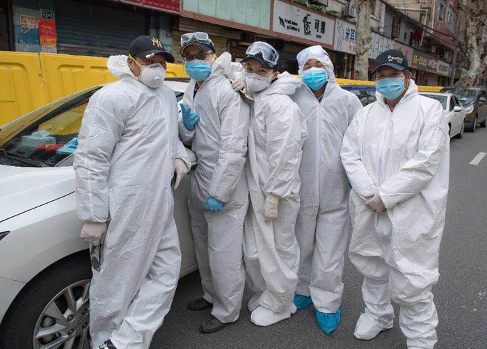  W大武汉紧急救援车队志愿者。&nbsp; 受访者提供