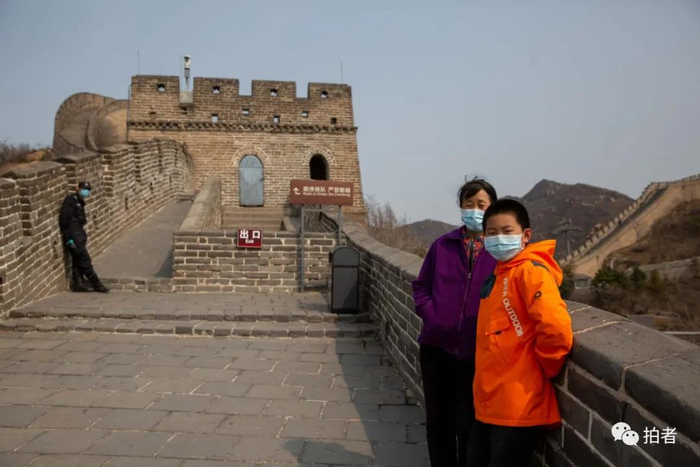 △&nbsp;游客抵达北六楼后准备走步道折返。摄影/新京报记者李凯祥