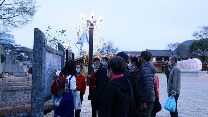 丽江古城景区迎来首批125名团队游客