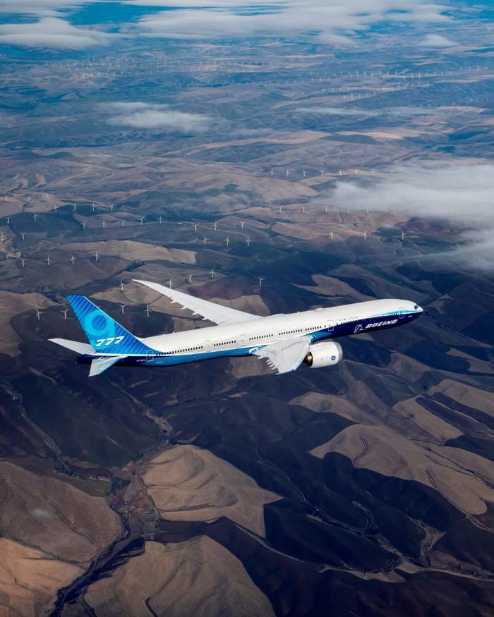 世界最大双发客机，一架顶运20飞机4架