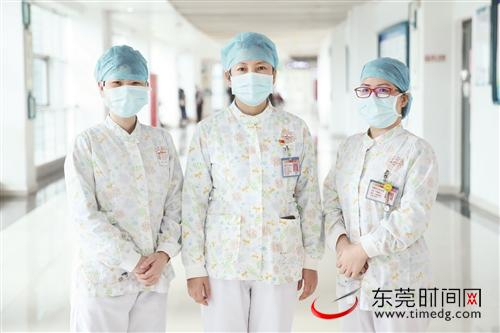 ■市人民医院ICU任卫红护理团队合影 记者 郑家雄 摄