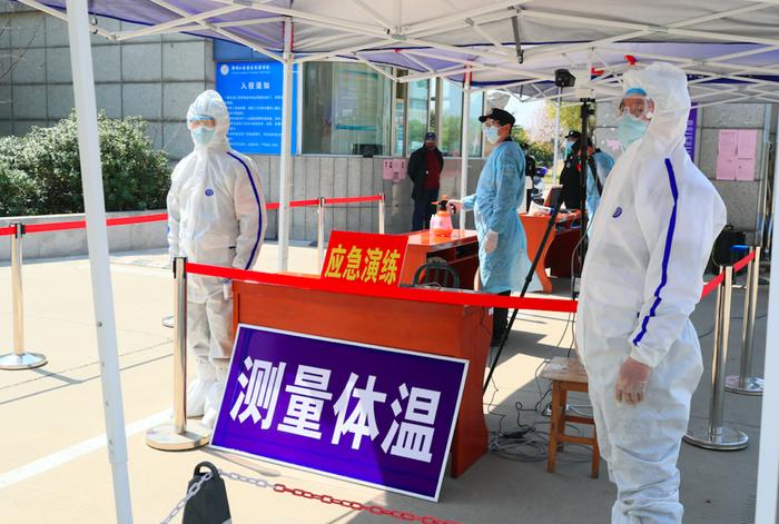 徐州工业职业技术学院开展疫情防控应急演练