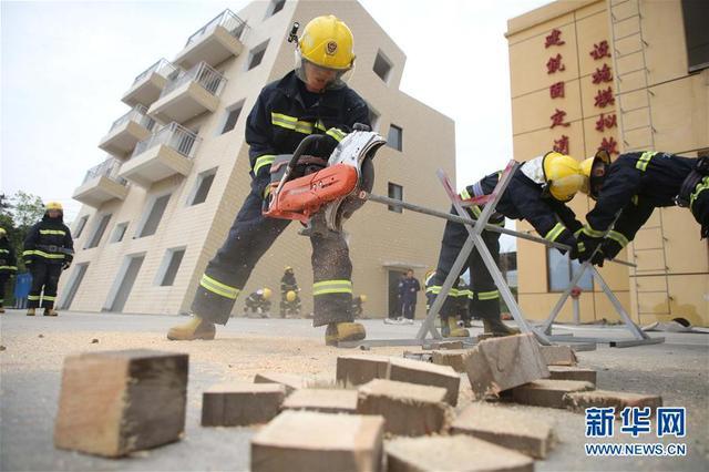 福建龙岩：消防岗位练兵忙