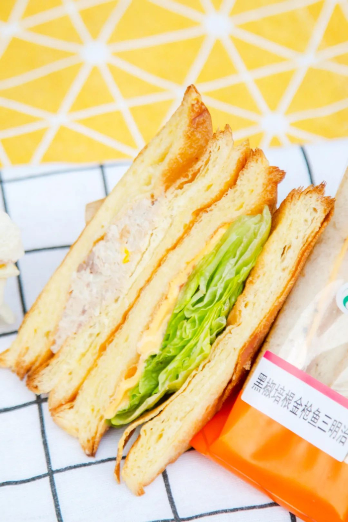 3月便利店三明治排名大洗牌，没想到黑马又是它！？