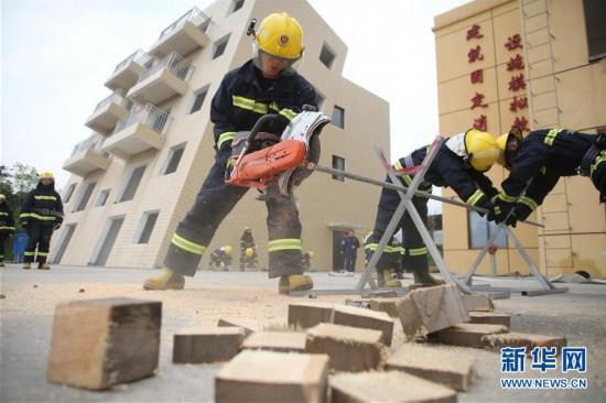 福建龙岩：消防岗位练兵忙