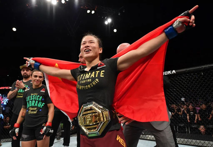 专题 | 定格经典:选出你心中的UFC最佳瞬间|TKO_新浪体育_新浪新闻