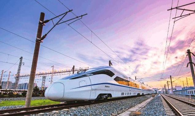 中国西北三省合建的高铁，全长达618公里，预计今年年底通车！