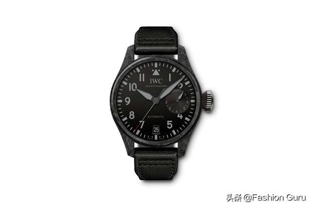 IWC 推出全新 Big Pilot“Black Carbon”腕表