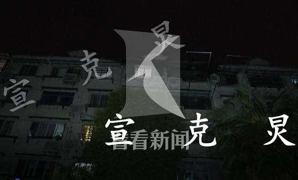 东三里桥路：民宅深夜起火 一名老伯身亡