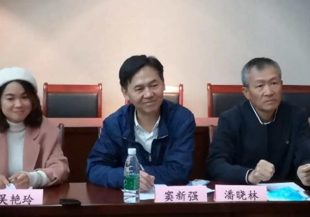 省委统战部副部长龙建湘莅临湖南省新疆商会